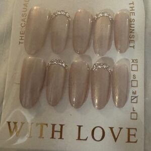 Press On Nails Medium Length Oval‎ Rhinestone Accent Beige False Nail Set